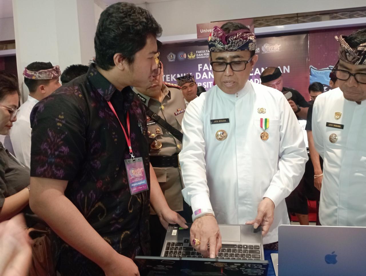 Partisipasi Pusat Unggulan Penelitian Kecerdasan Artifisial pada DTIK Fest 2026
