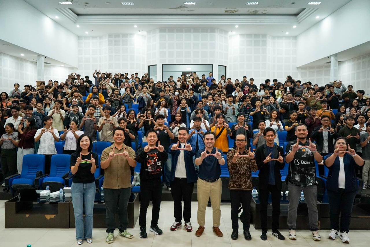 Seminar AI Tech: Empowering Students with AI & Future-Ready Skills